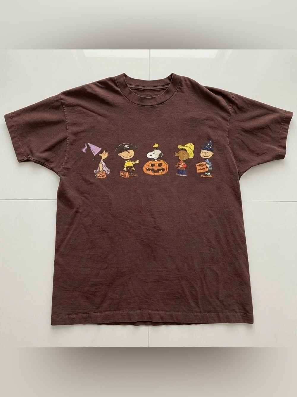 Vintage Brown Tee with Peanuts Halloween Pumpkin Graphic T Shirt